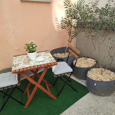 Olive Tree City Apartment Zagabria Esterno foto